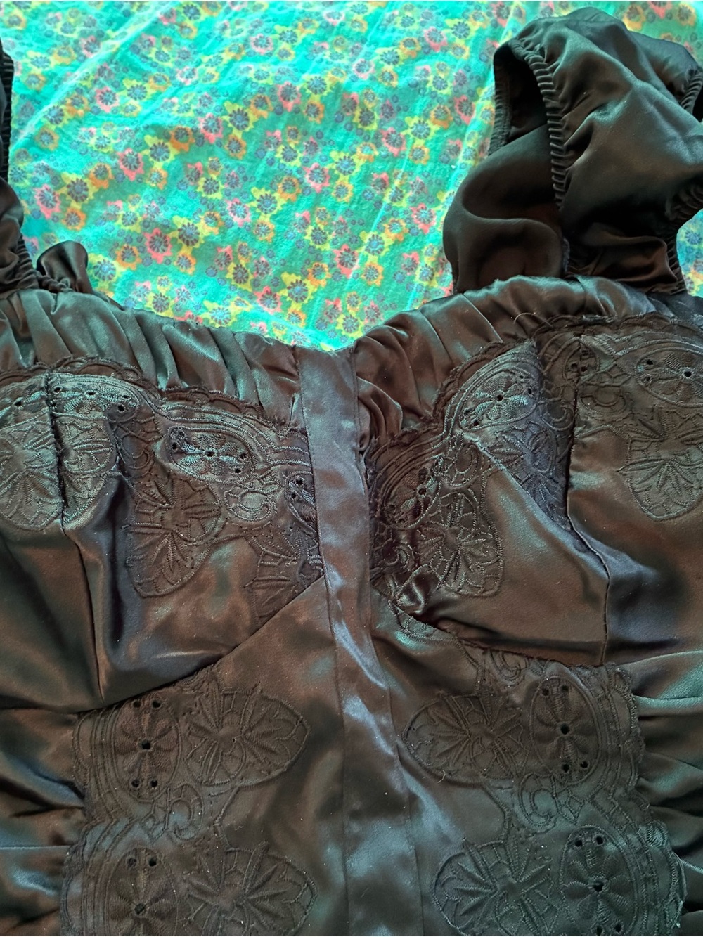 Black wide straps corset